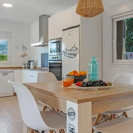 Socrates By Abahana Calpe