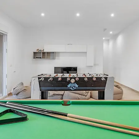 Socrates By Abahana * Calpe